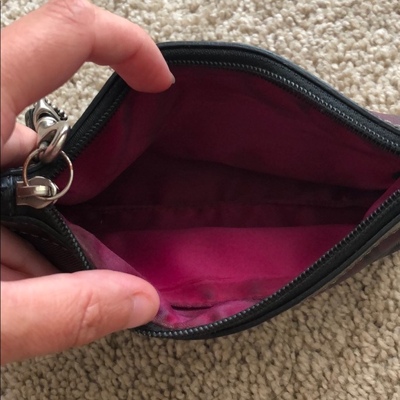 Coach wristlet - Picture 3 of 7